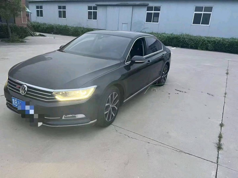 邯郸17年大众迈腾1