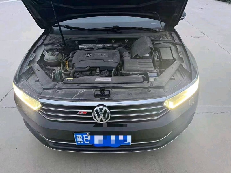 邯郸17年大众迈腾2