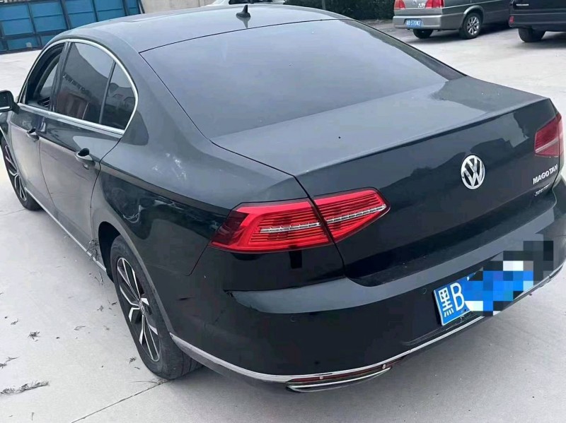 邯郸17年大众迈腾7