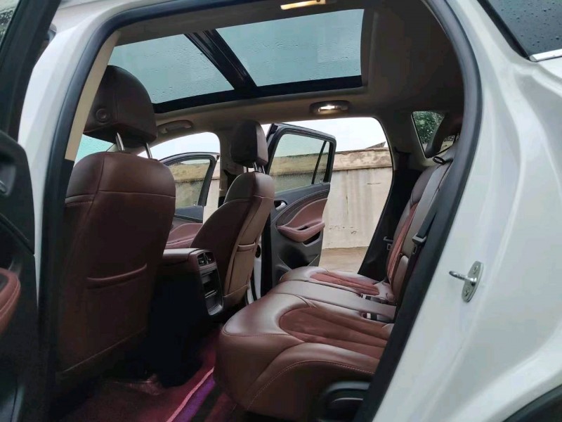 枣庄17年别克昂科威8