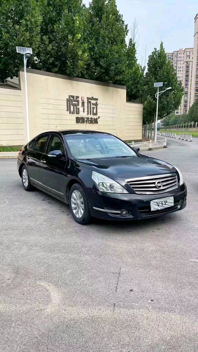 廊坊10年日产天籁2