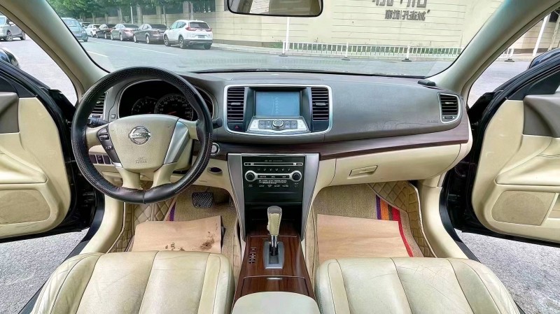 廊坊10年日产天籁8