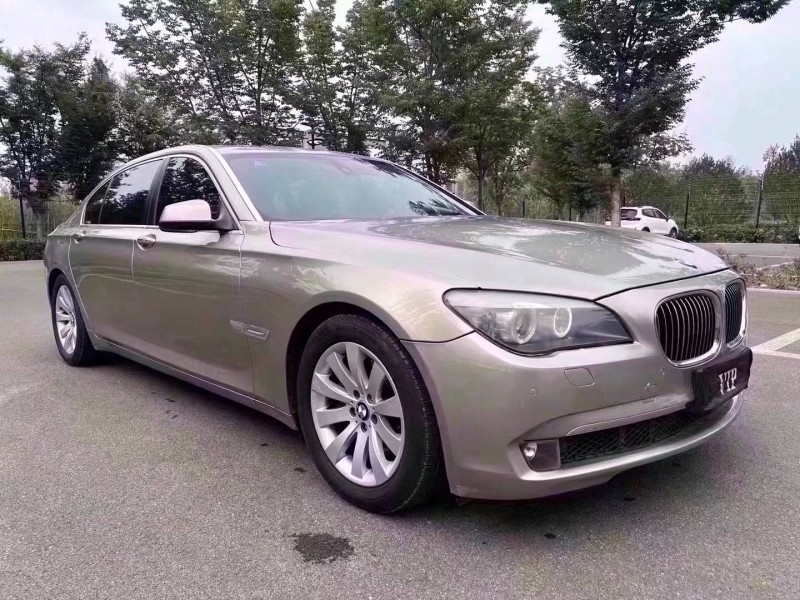 济宁12年宝马7系2