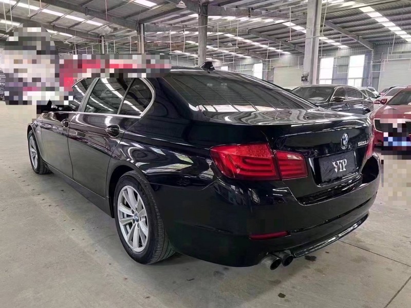 济宁13年宝马5系8