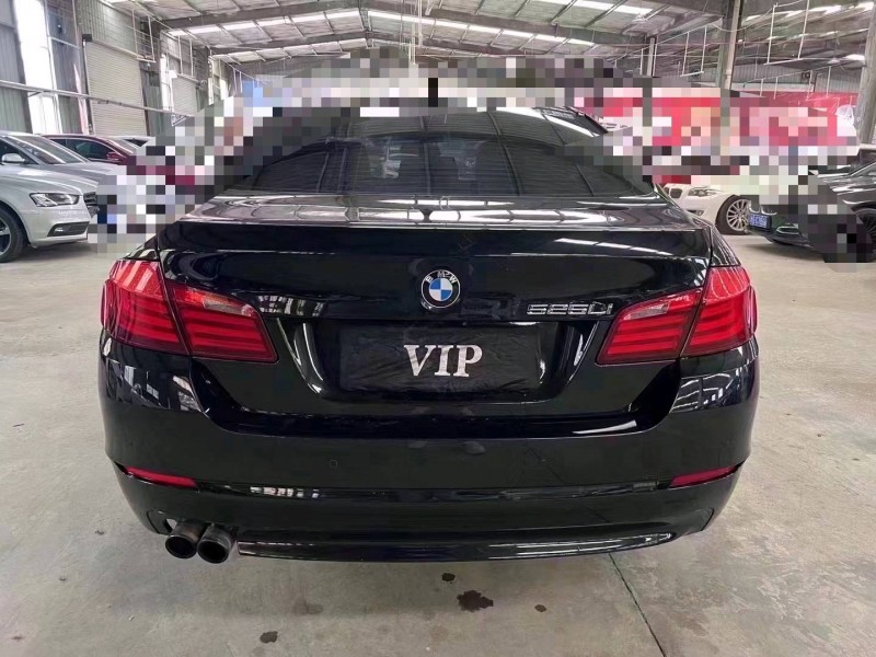 济宁13年宝马5系9