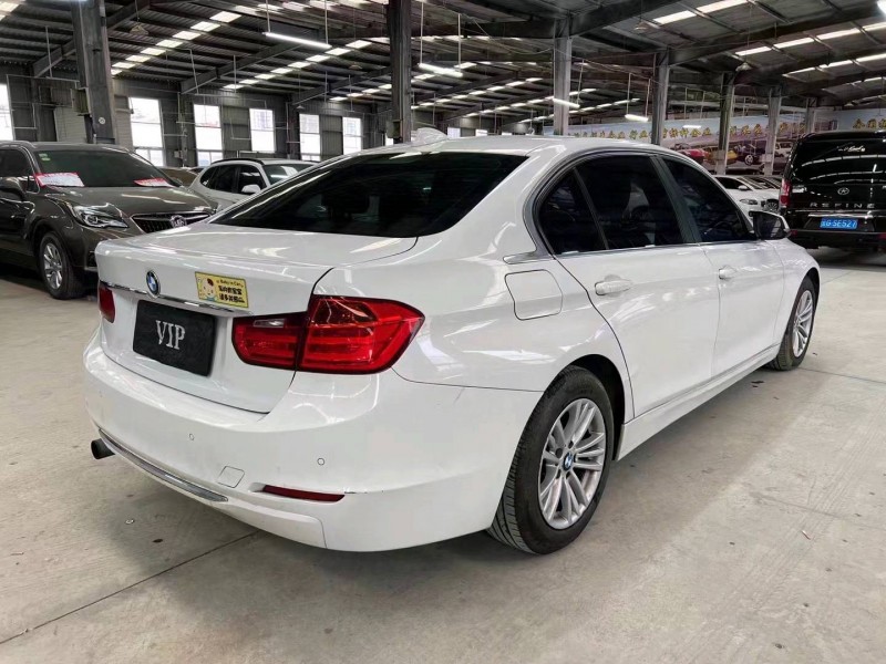 济宁15年宝马3系8