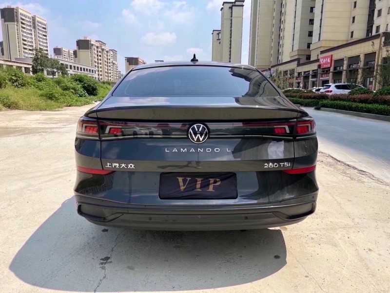 济宁22年大众凌渡9