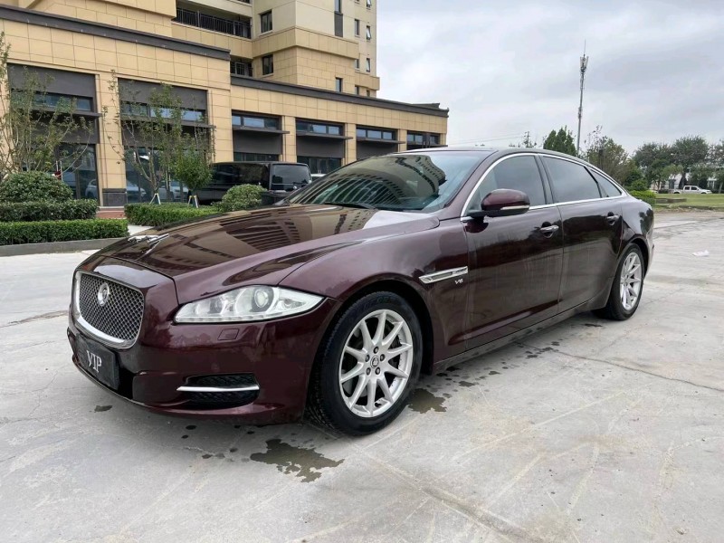 济宁12年捷豹XJ3