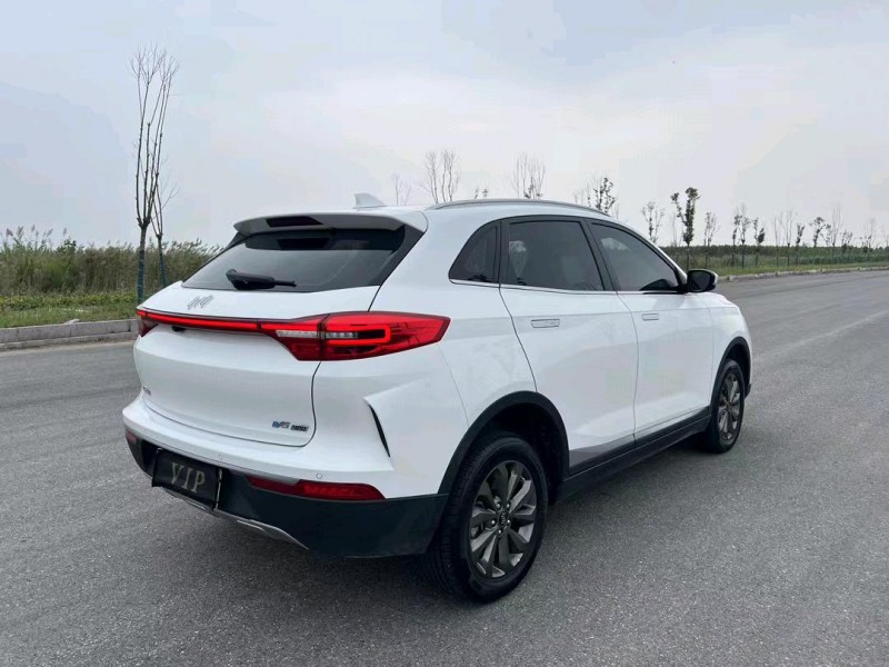 盐城20年威马汽车EX-58