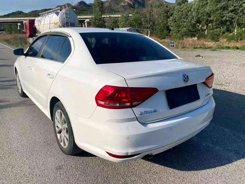 邯郸17年大众朗逸7