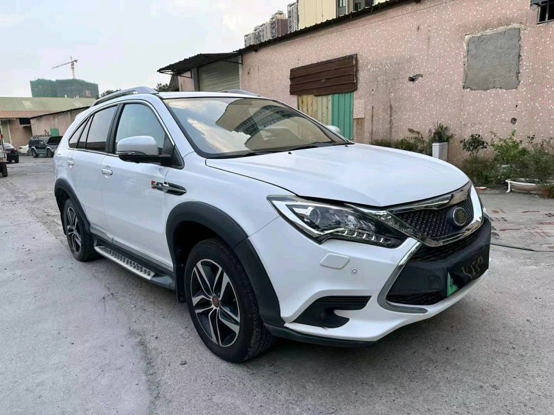 东莞15年比亚迪唐2