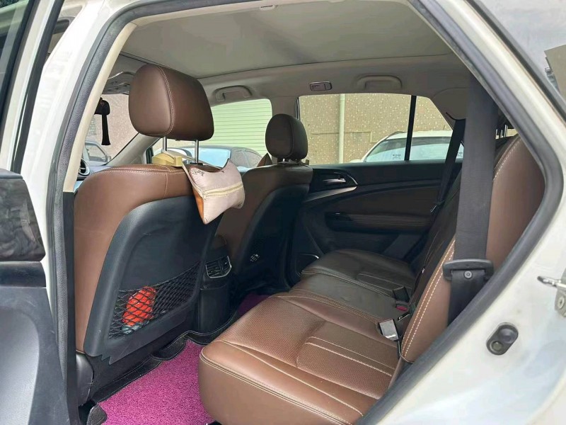 东莞15年比亚迪唐5