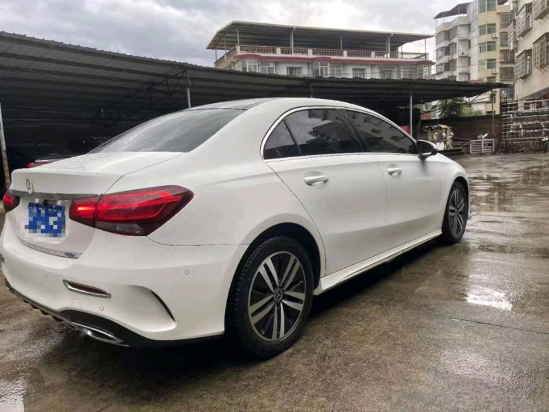 东营19年奔驰A6