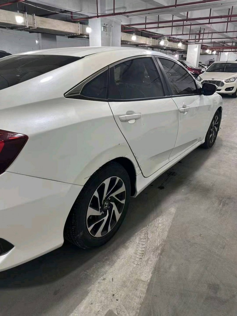 常州18年本田思域4