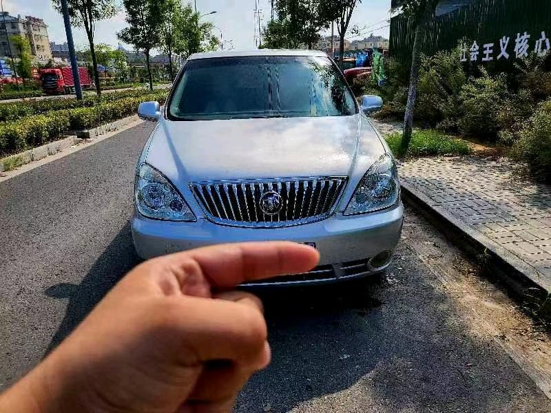 苏州12年别克GL81