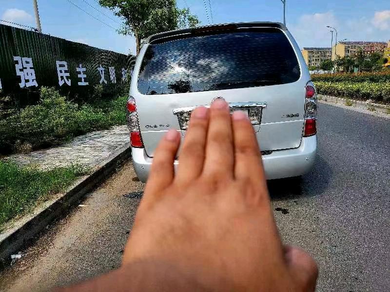 苏州12年别克GL83