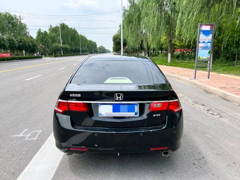 枣庄13年本田思铂睿2