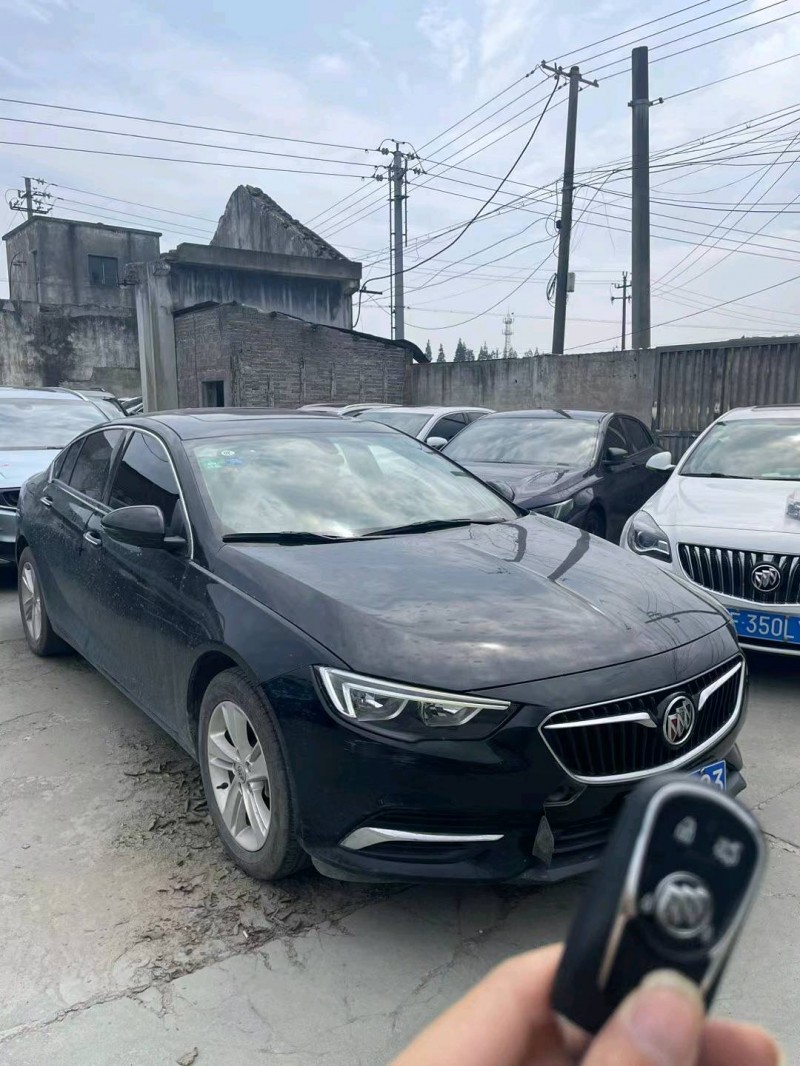 嘉兴19年别克君威1