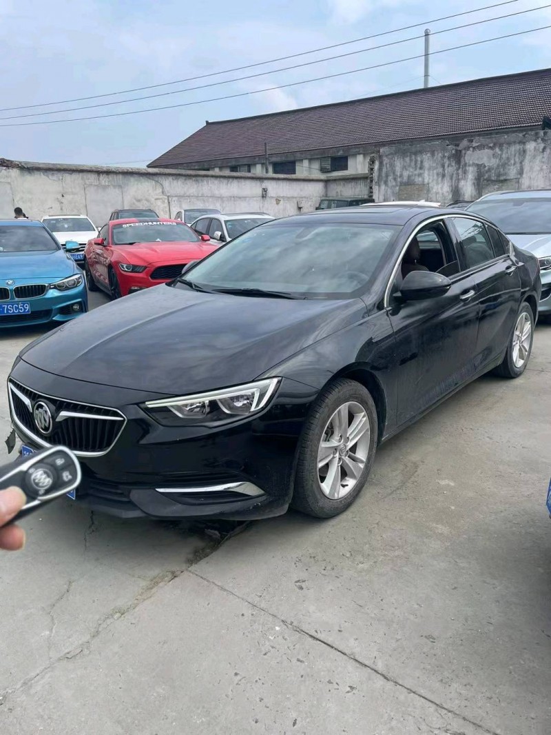 嘉兴19年别克君威6