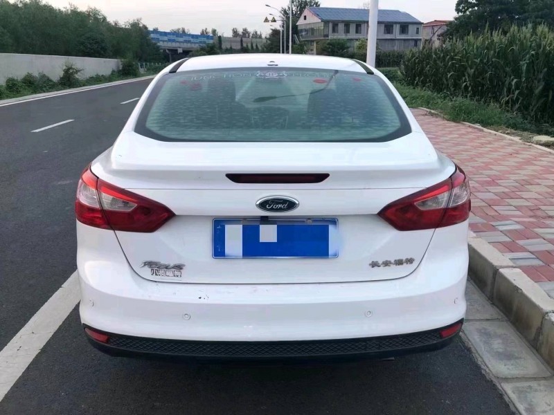 邯郸14年福特福克斯6