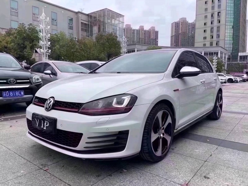 徐州16年大众高尔夫2