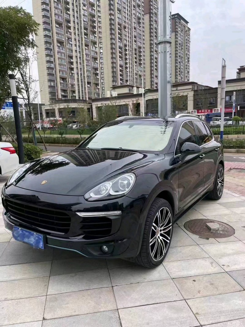 邯郸15年保时捷卡宴2