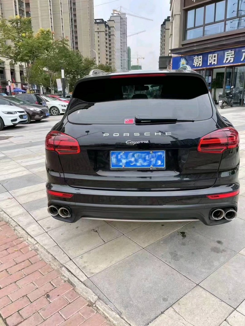 邯郸15年保时捷卡宴3