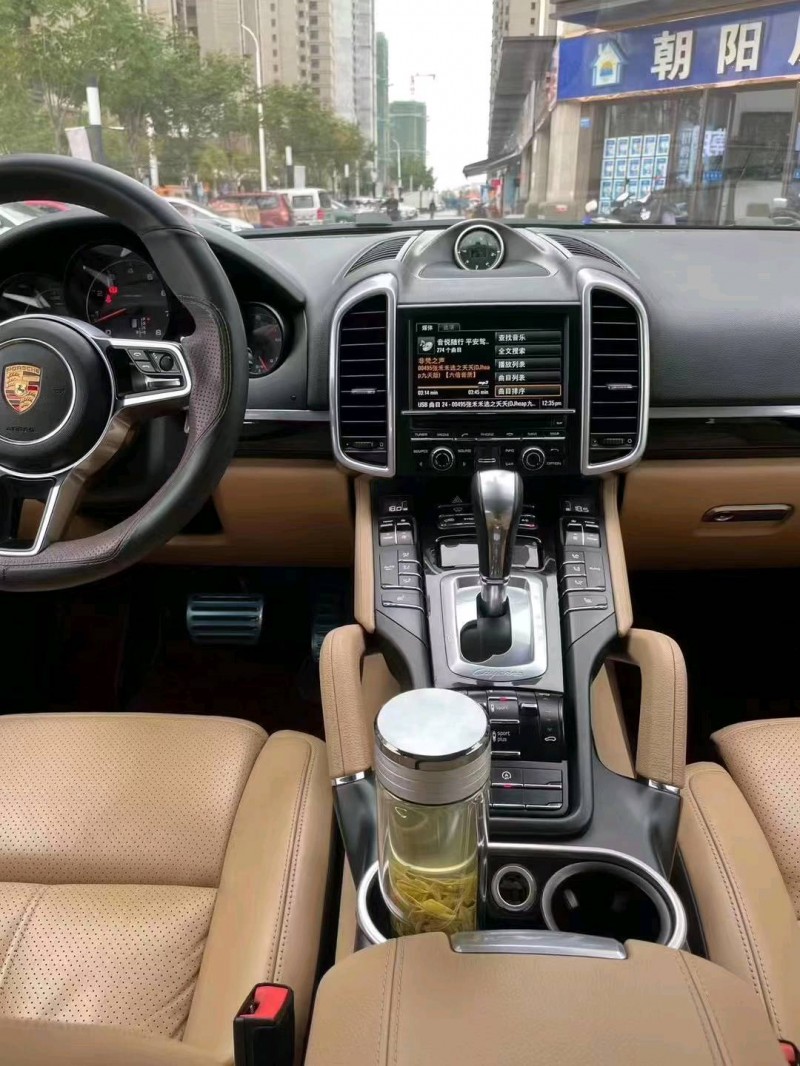 邯郸15年保时捷卡宴5