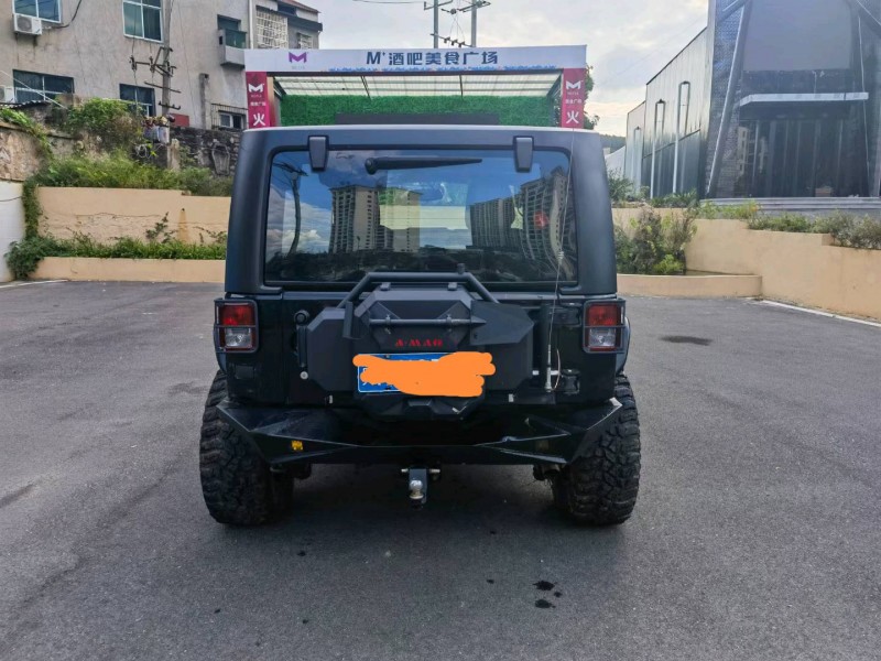 宜昌15年Jeep牧馬人3