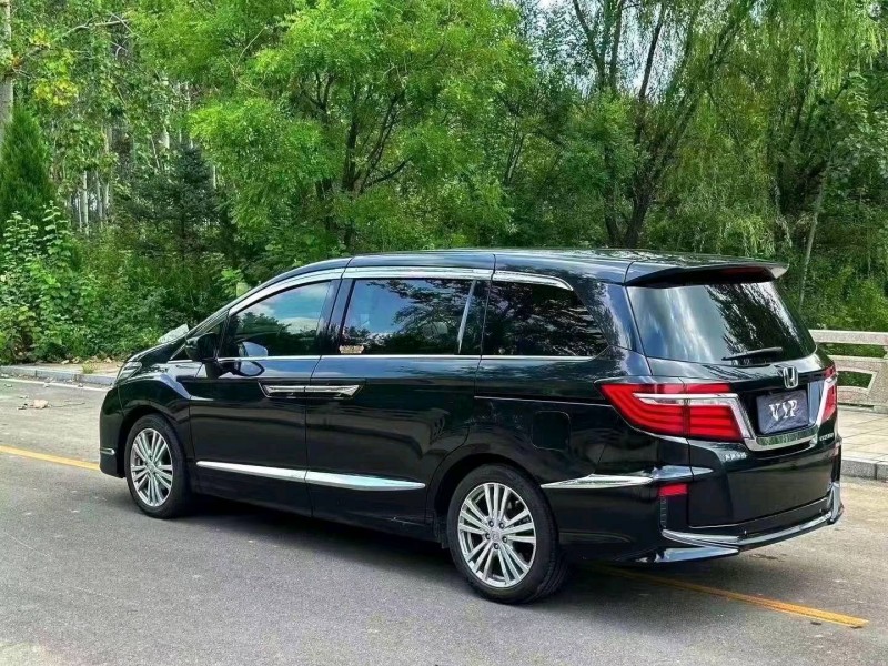 枣庄18年本田艾力绅7