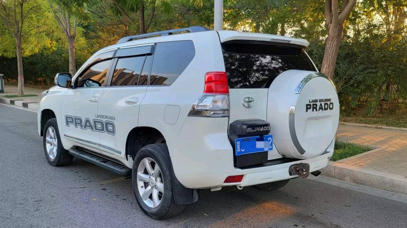 邯郸12年丰田普拉多3