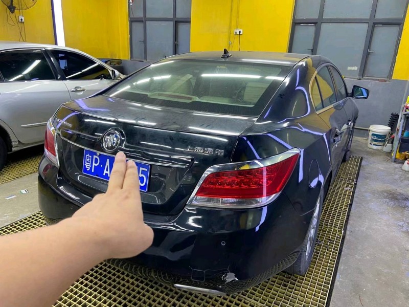 广州10年别克君越3