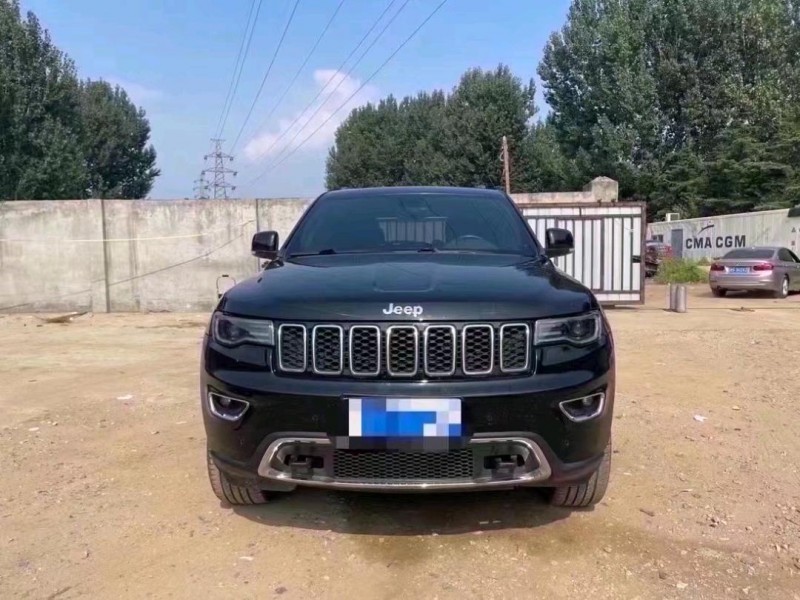 枣庄19年Jeep大切诺基1