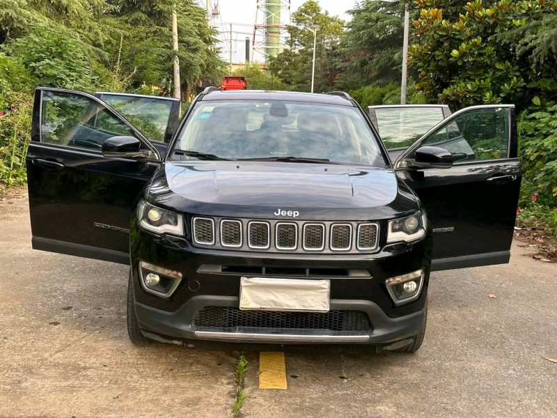 徐州17年Jeep指南者1