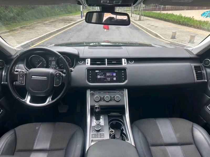 深圳18年路虎揽胜运动3