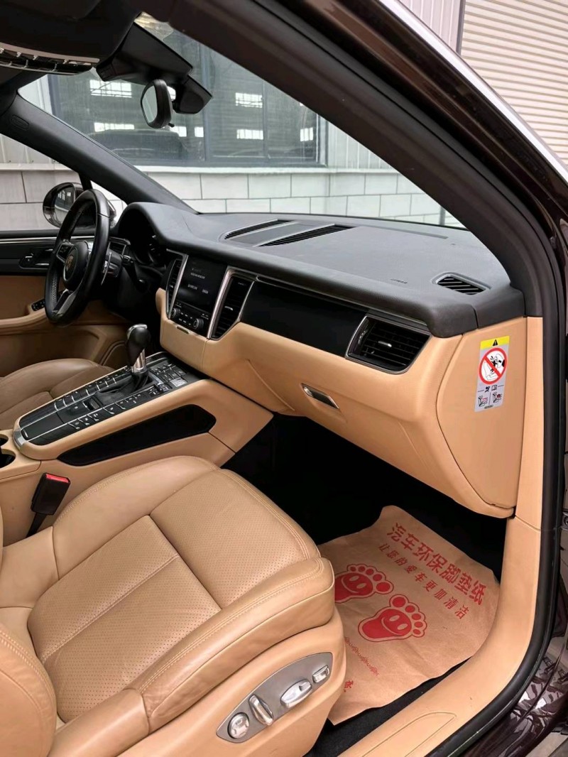 宿迁18年保时捷Macan5