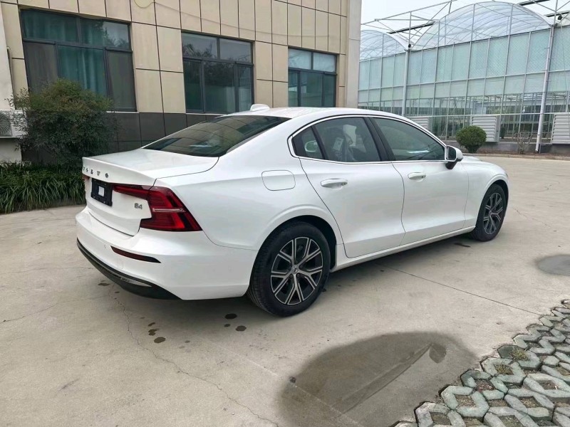 济宁23年沃尔沃S60L7