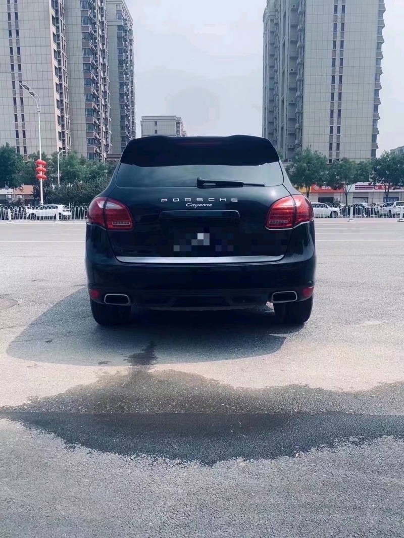 哈爾濱13年保時捷卡宴9