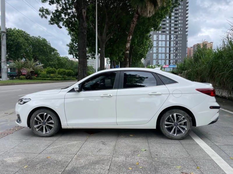 东莞21年福特福睿斯7