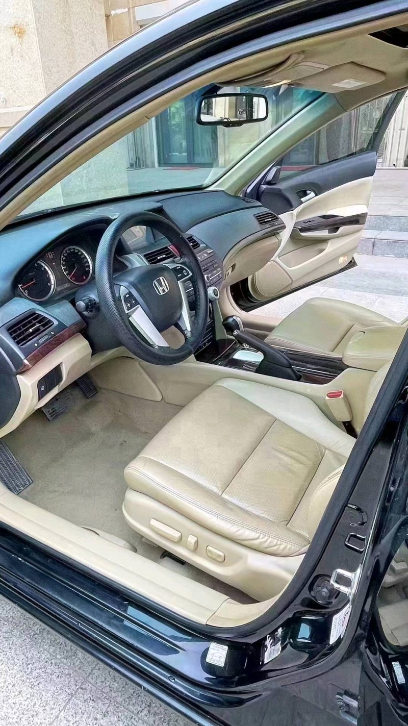 廊坊13年本田雅阁4