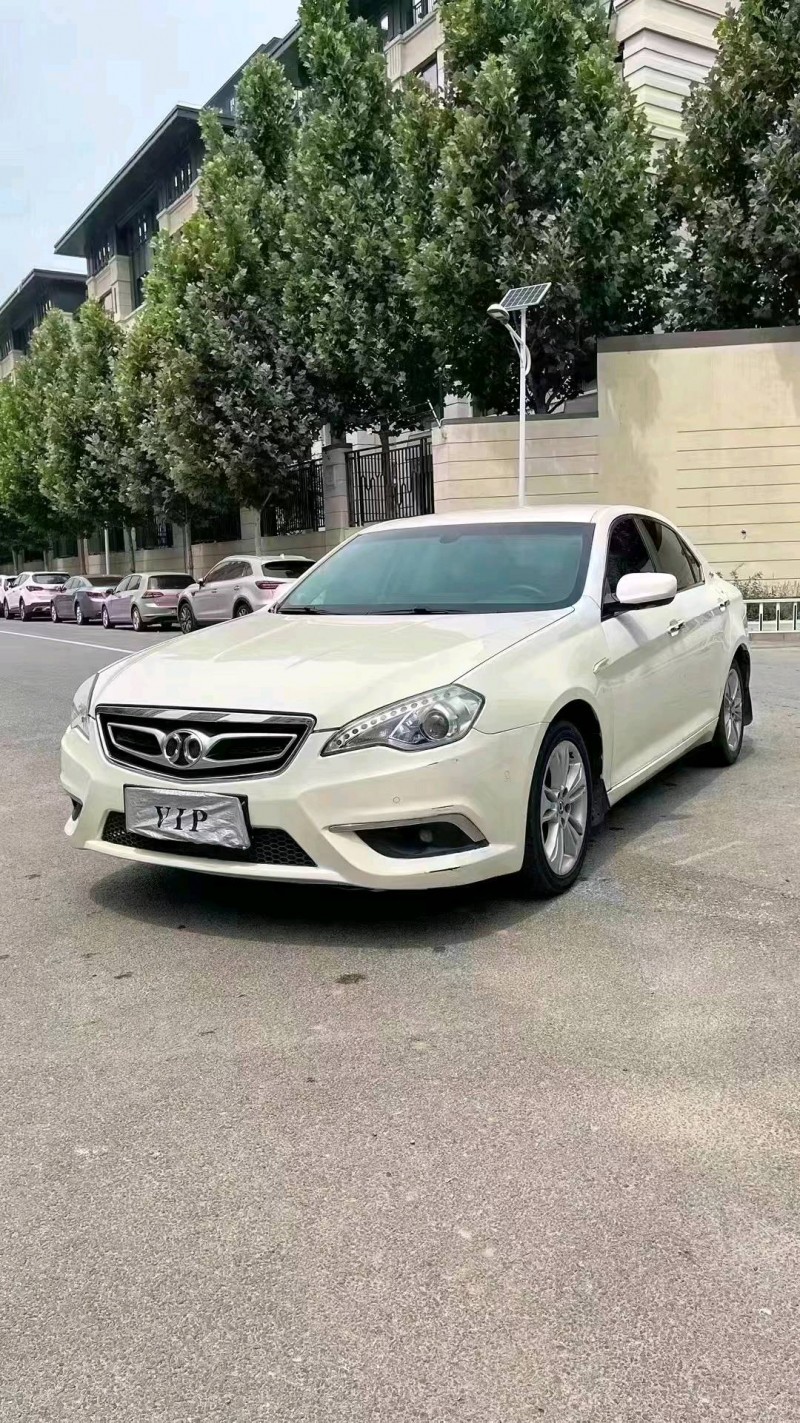 廊坊14年北汽绅宝D702