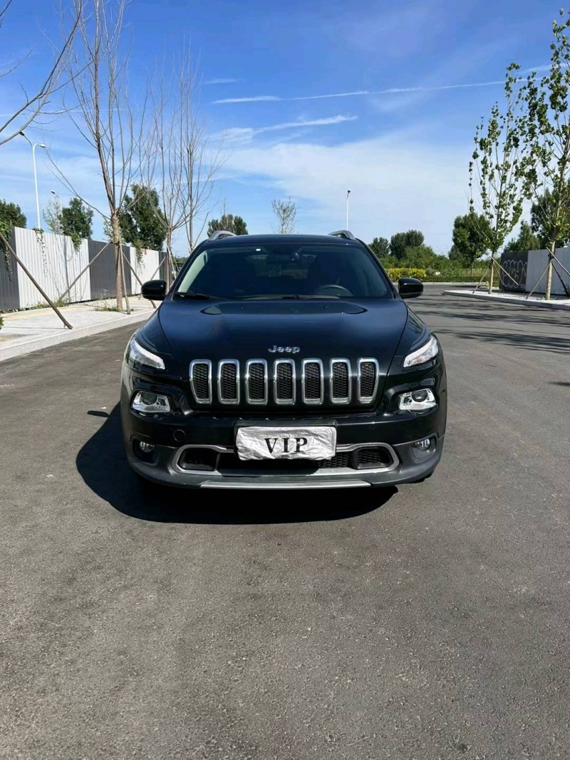 邢台20年Jeep自由光1