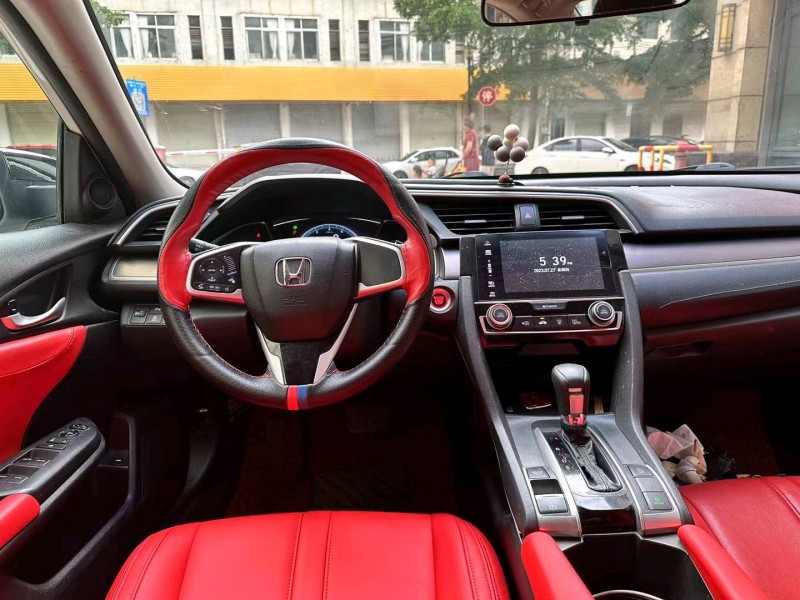 东莞18年本田思域6