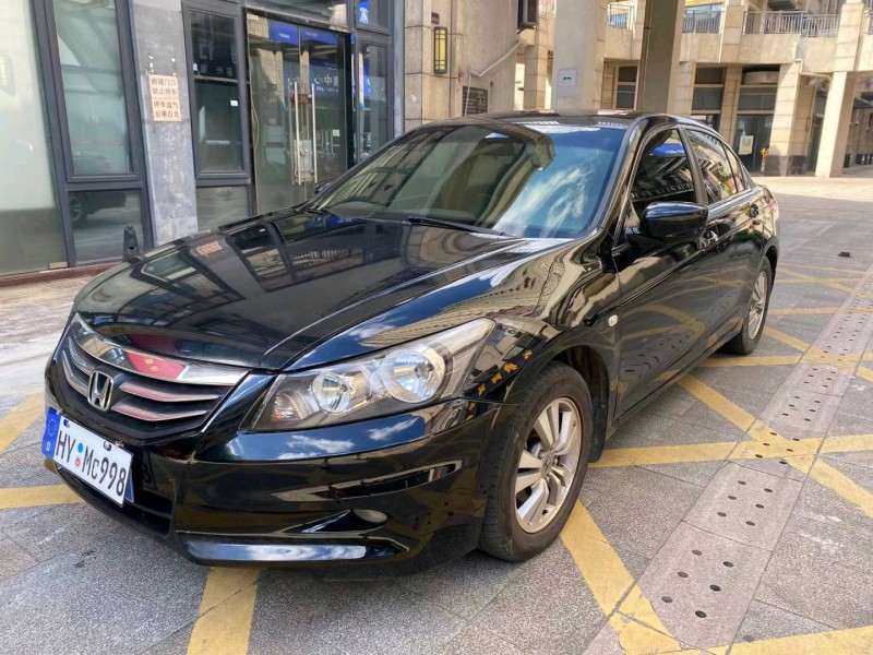 东莞12年本田雅阁2