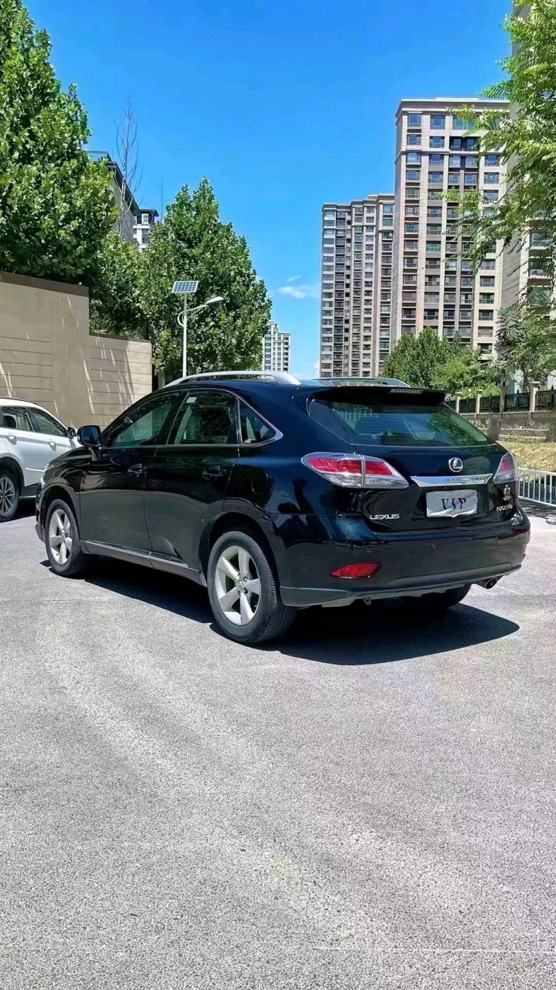 廊坊14年雷克萨斯RX8