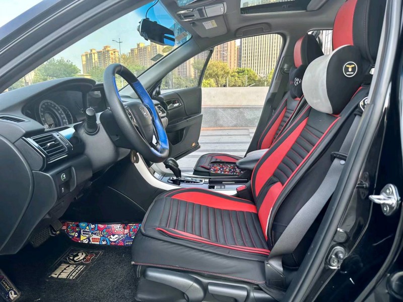 东莞17年本田雅阁5