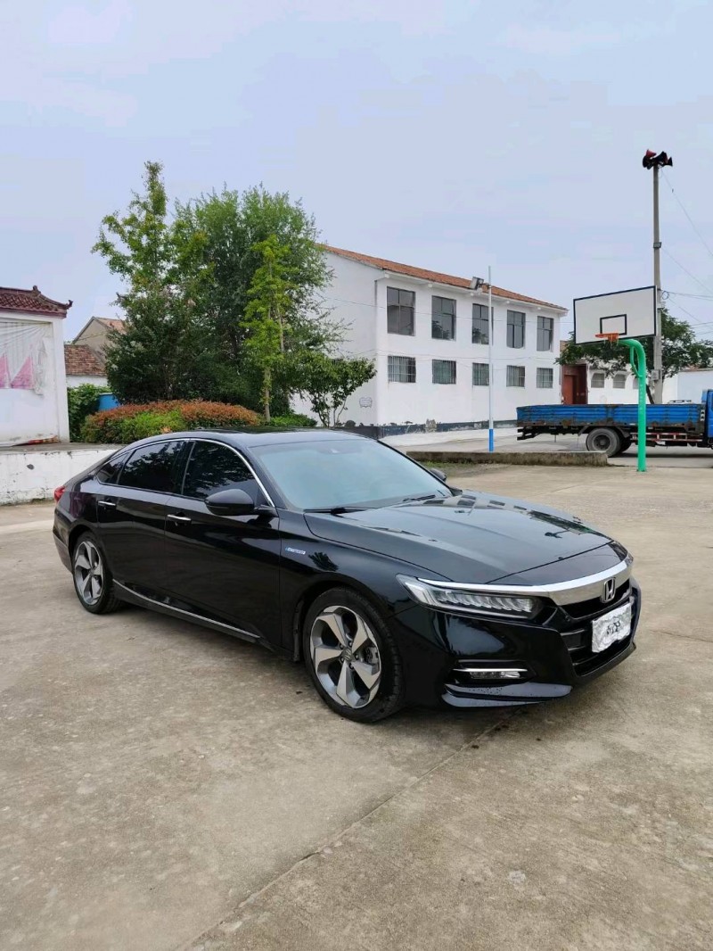 徐州19年本田雅阁3