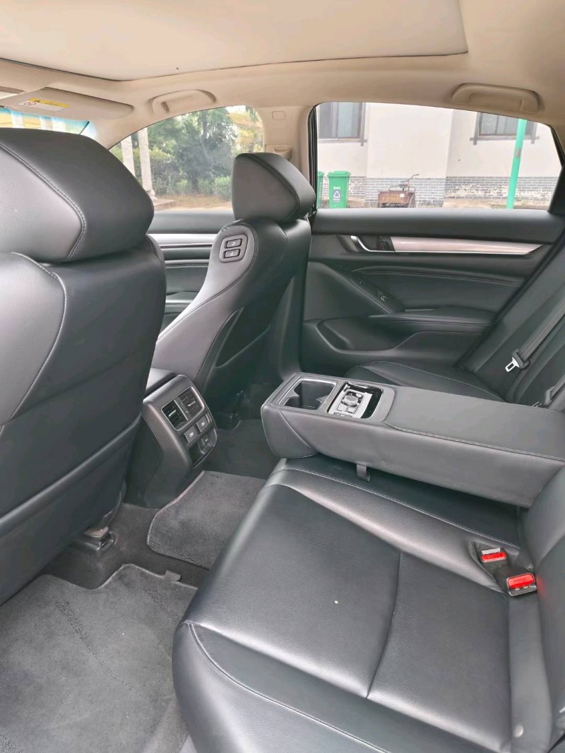 徐州19年本田雅阁6