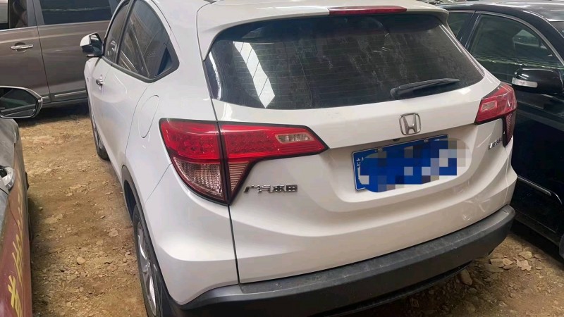 广州19年本田缤智4