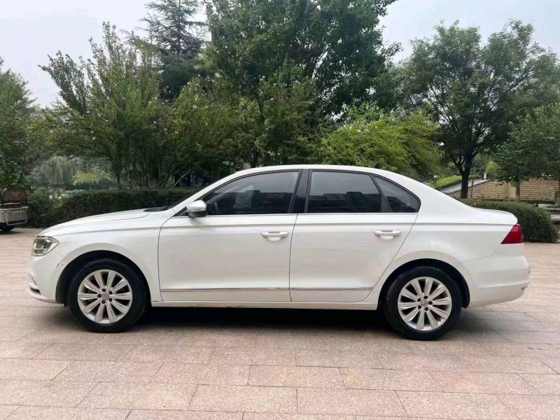 邯郸17年大众宝来5